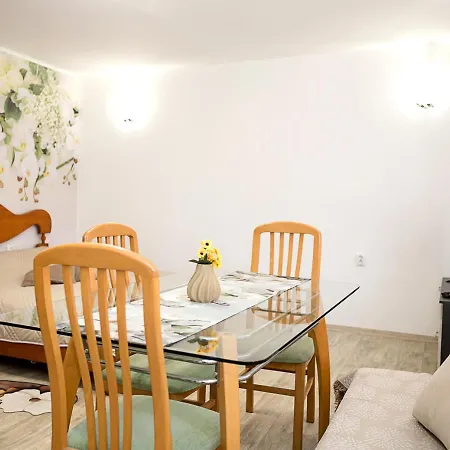 Apartamento On Maria Luiza Street - Cozy In By Flat Mаnаger
